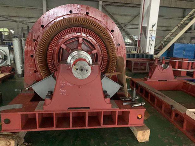 圖為西安西瑪T系列高壓電機(jī)照片 圖為西安西瑪T系列高壓電機(jī)照片